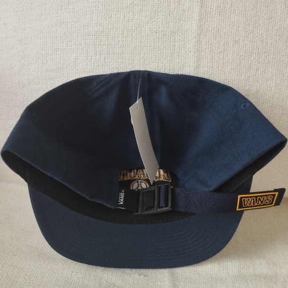 Vans take a stand jo - Picture 2 of 2